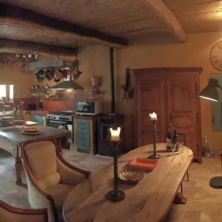 Ferienhaus La Grange De La Lavande Lardiers